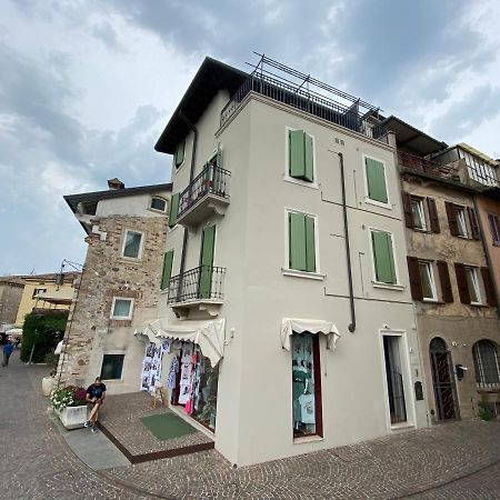 Castello Mavino Leilighet Sirmione Eksteriør bilde