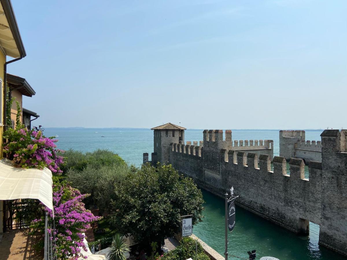 Castello Mavino Leilighet Sirmione Eksteriør bilde